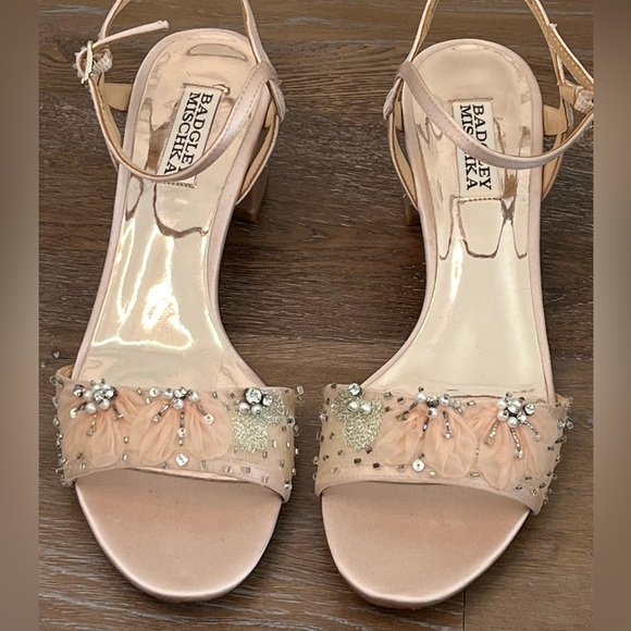 Badgley Mischka Pink Embellished Sandals - Picture 3 of 13